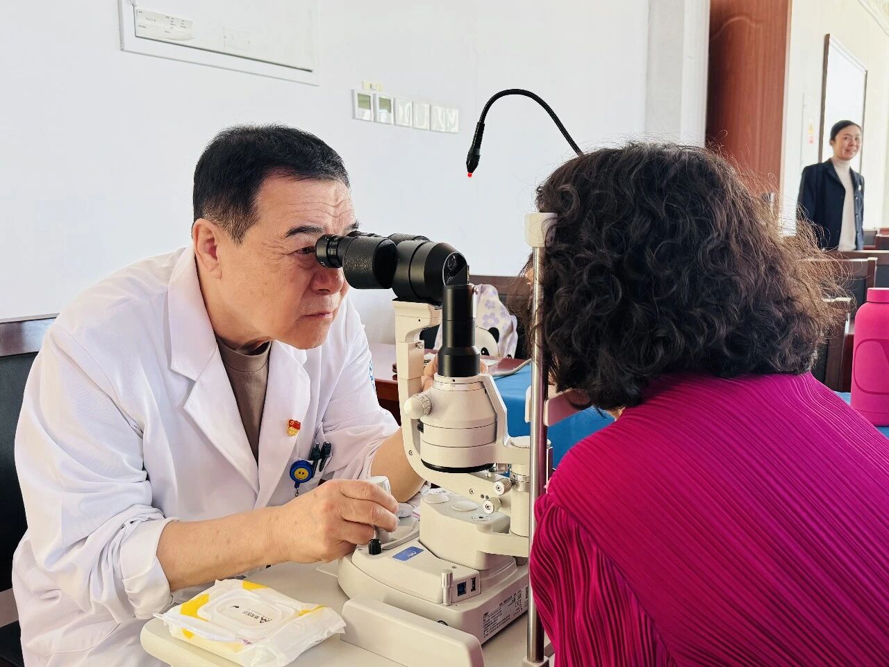 关爱干部眼健康，暖心服务进党校